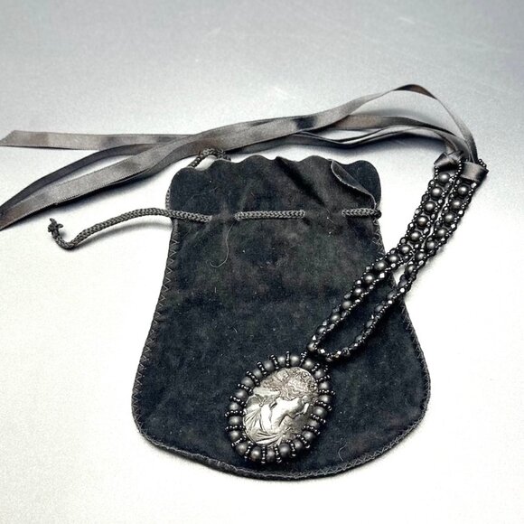 Erickson Beamon Vintage 90s Gothic Cameo Choker—Designer Statement Necklace EUC - Picture 6 of 7